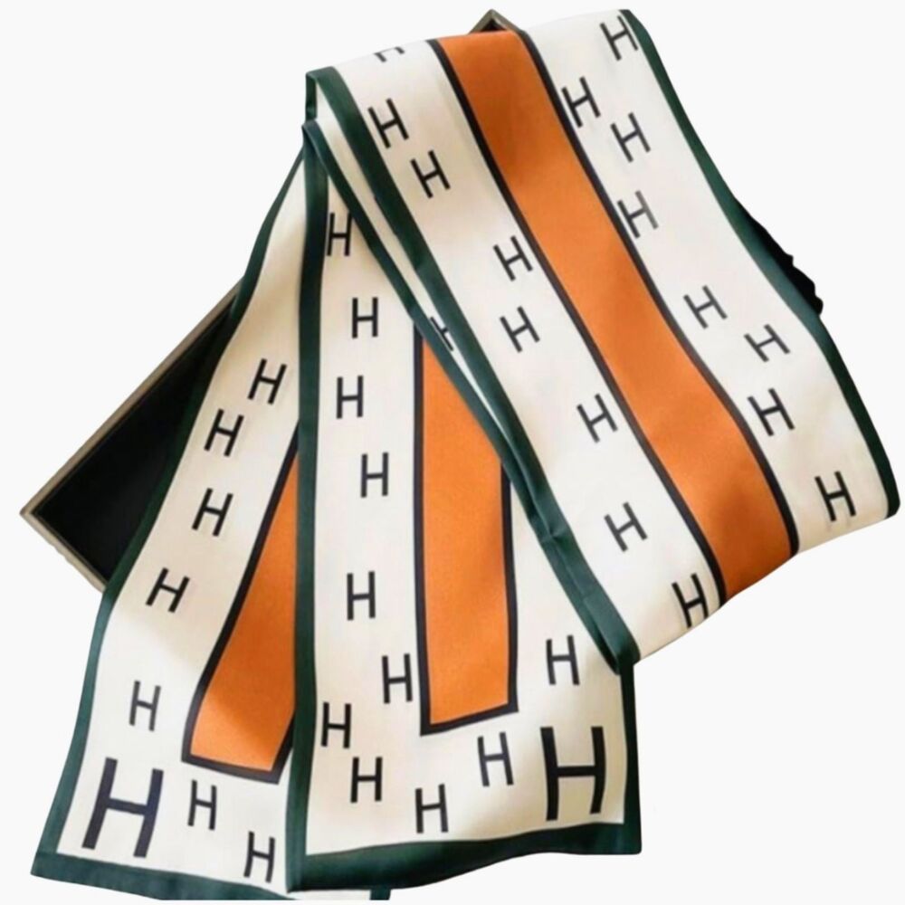 New Chic Printed Satin Scarf